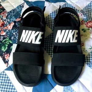 NIKE sandals